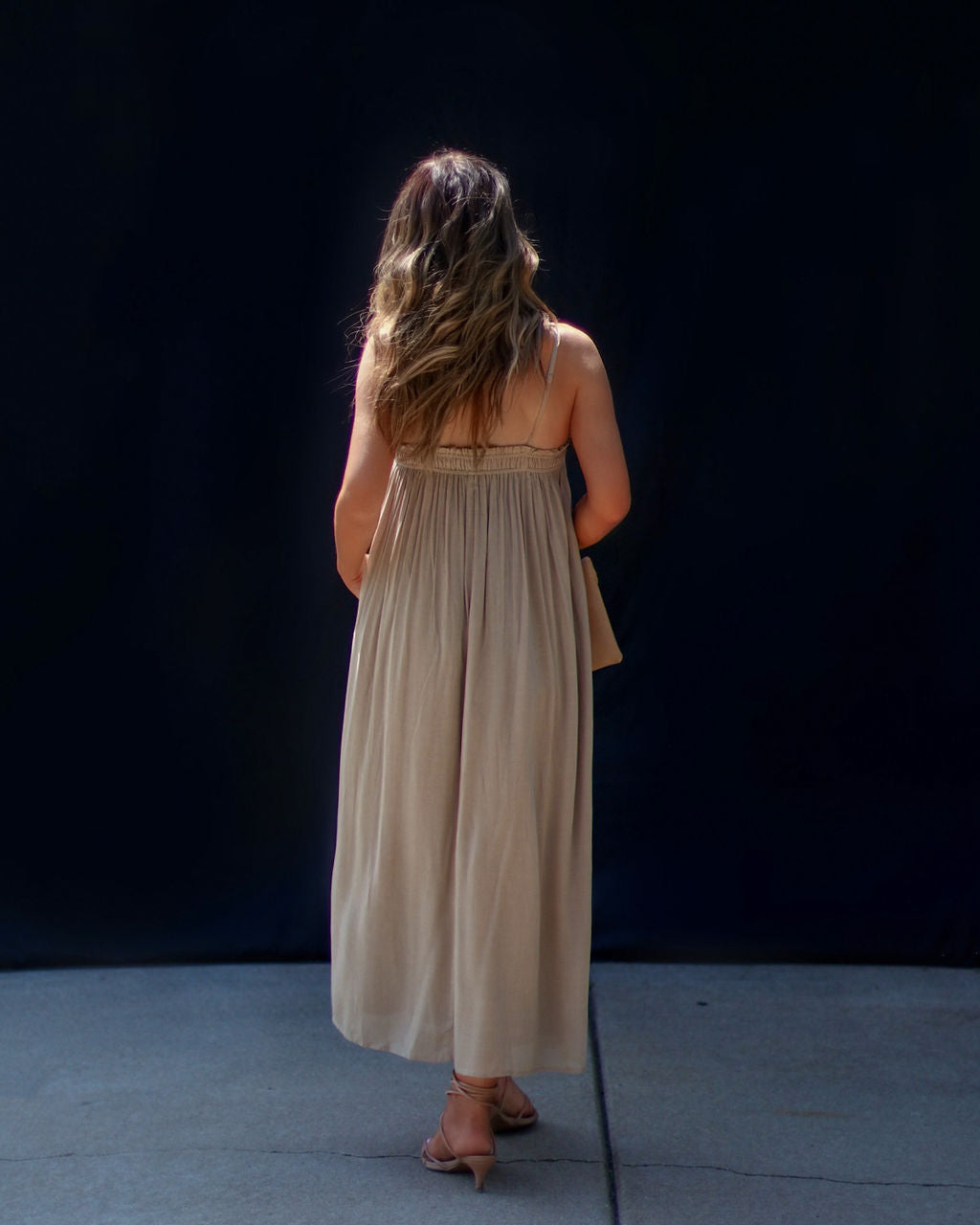 Gracia Everyday Sleeveless Pocketed Midi Dress